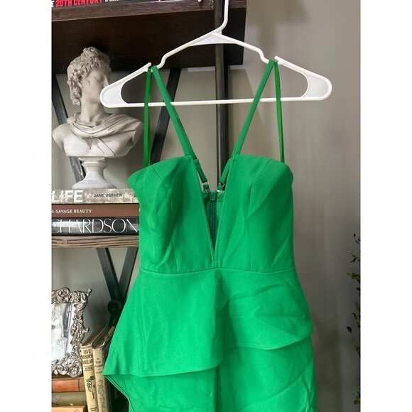 BCBGMAXAZRIA Daphne Peplum Crepe Evening Gown Malachite Womens Size 0 - Picture 5 of 10